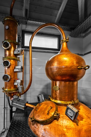 &Theta;ά&nu;&omicron;&sigmaf; &Kappa;&alpha;&rho;&alpha;&theta;ά&nu;&omicron;&sigmaf;