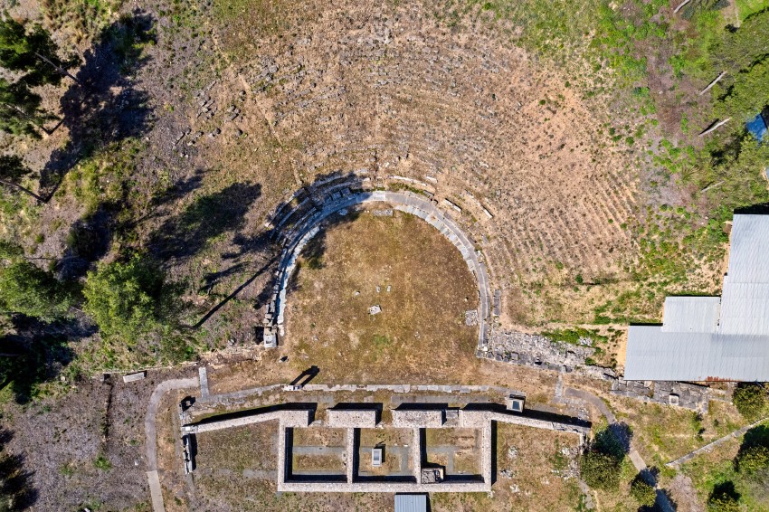 &Alpha;&rho;&chi;&alpha;ί&alpha; &Mu;&alpha;&gamma;&nu;&eta;&sigma;ί&alpha;