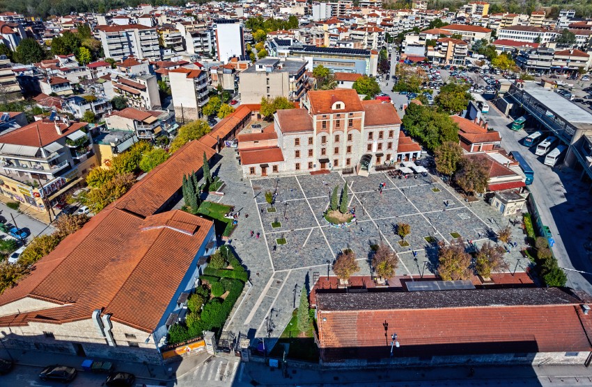 &Kappa;&alpha;&mu;&pi;ί&sigma;&iota;&omicron;&iota; &Delta;&eta;&mu;&iota;&omicron;&upsilon;&rho;&gamma;&omicron;ί