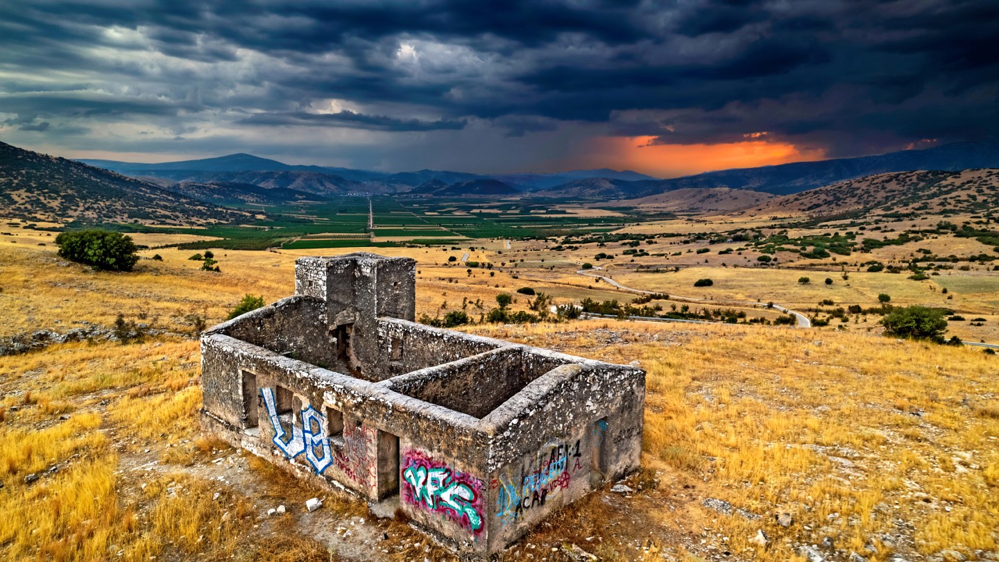 Καζάρμες στο Λουσφάκι Τυρνάβου