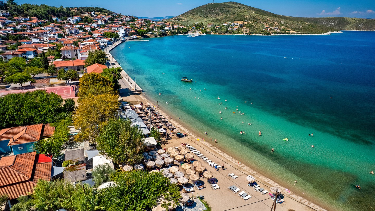 Παράλια Αλμυρού