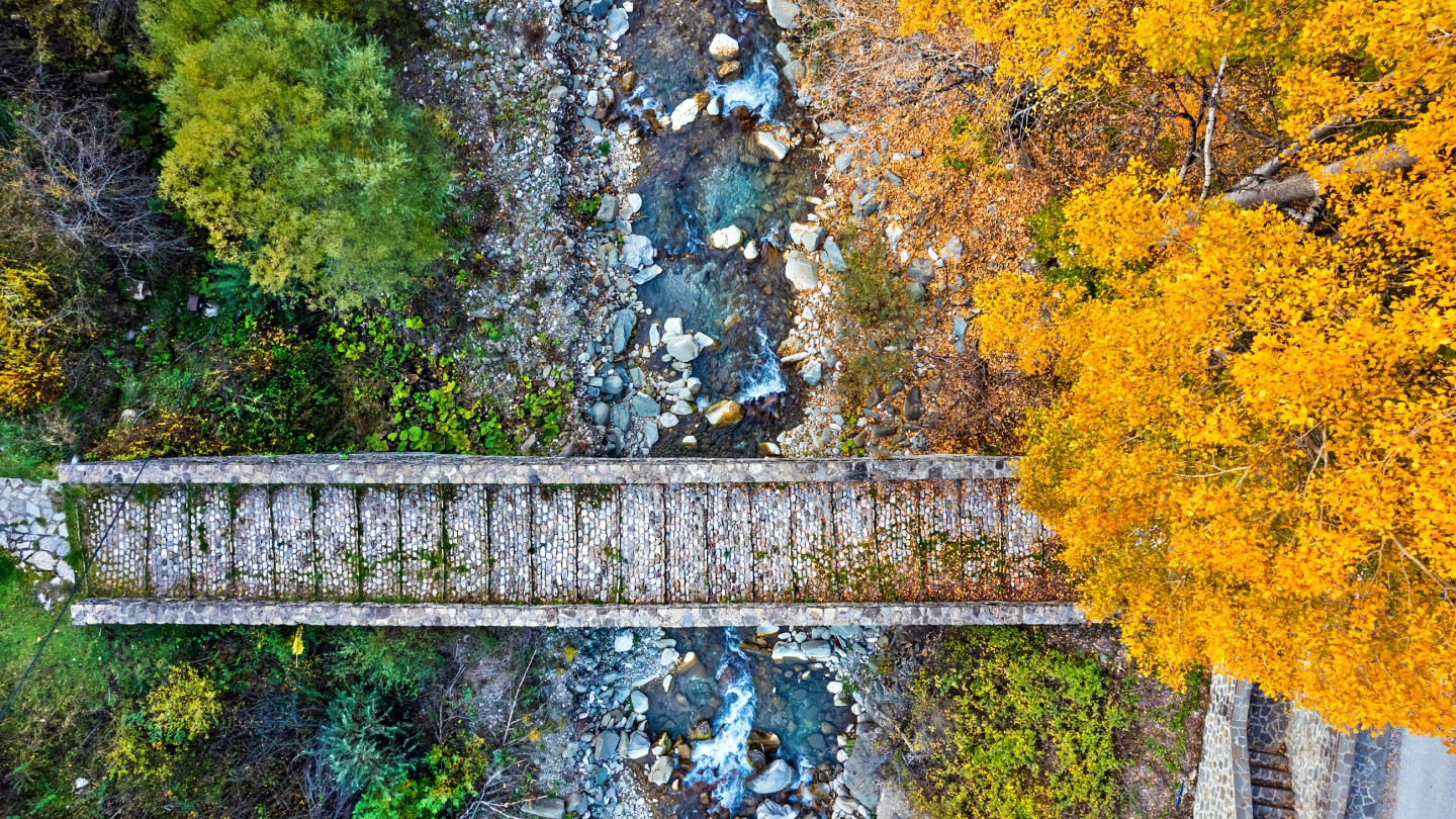 Κρανιά Ασπροποτάμου