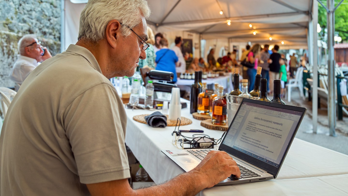 Θάνος Καραθάνος