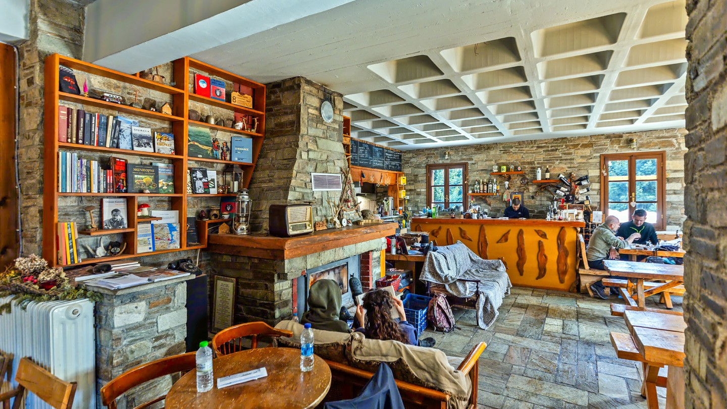 Καταφύγιο Αγράφων