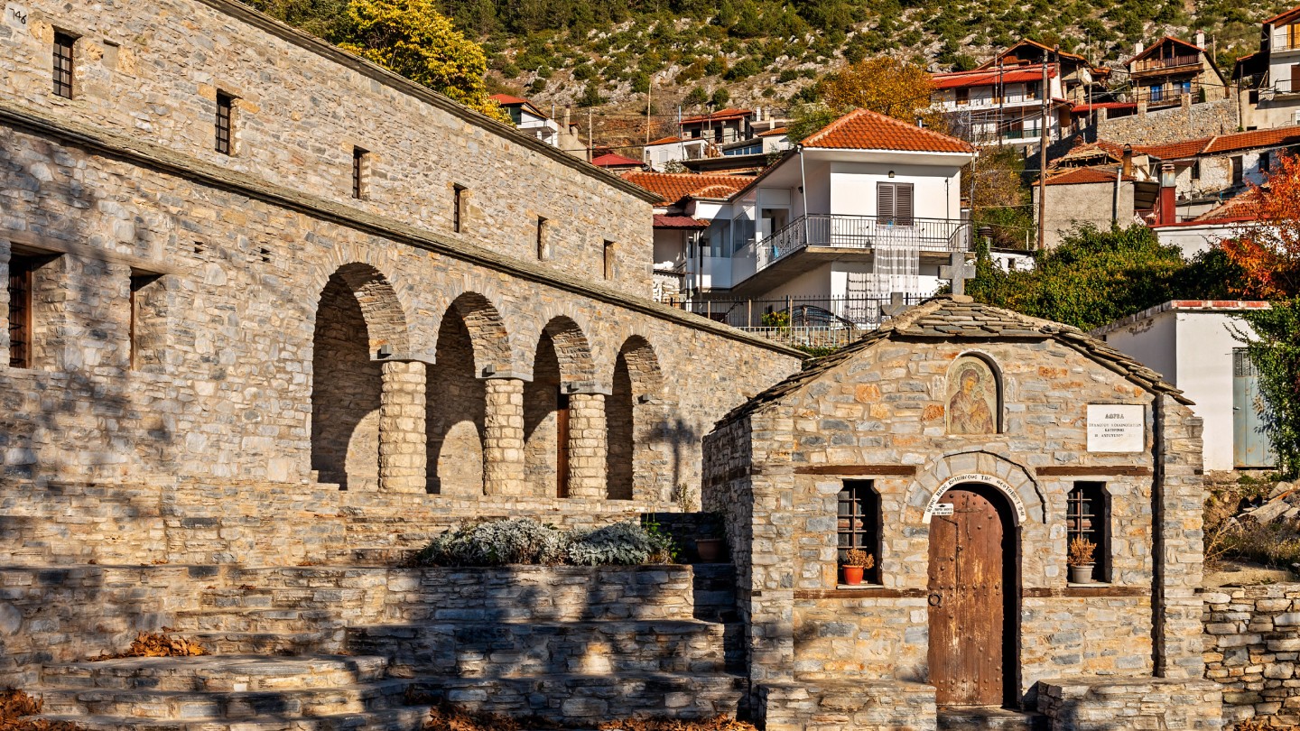 Κοκκινοπηλός