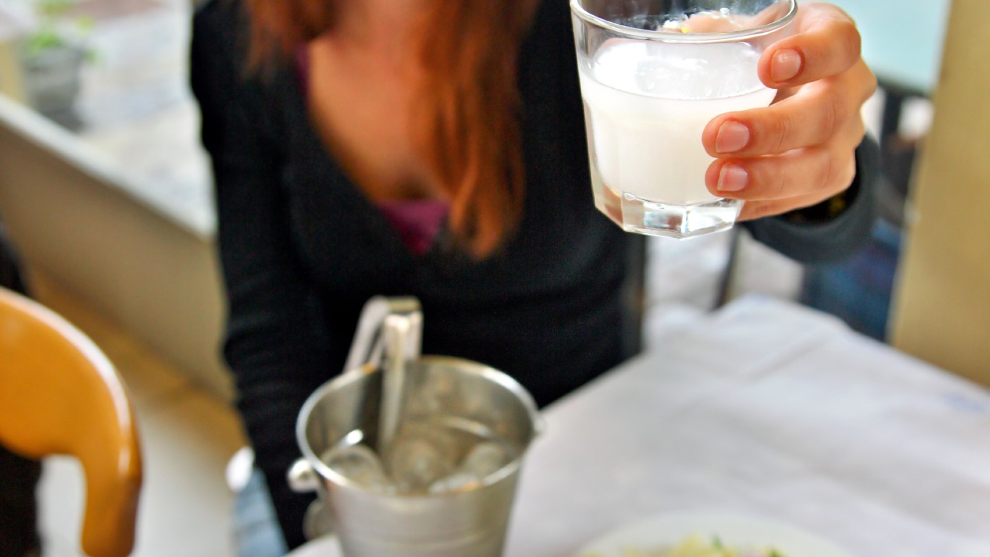 Τσιπουράδικα