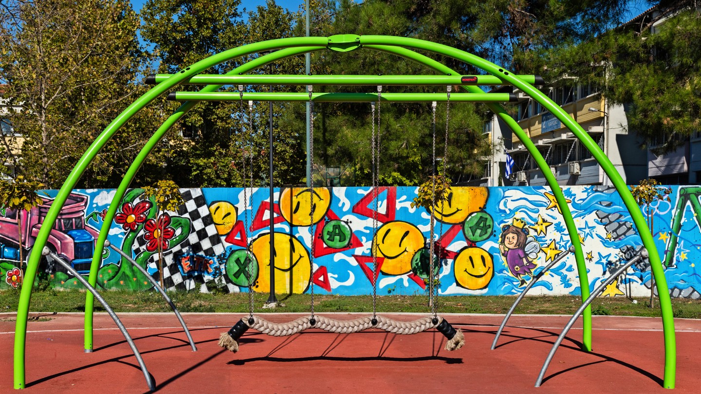 Λάρισα street art