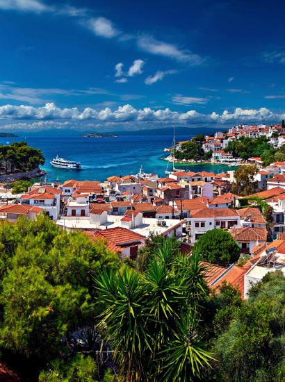 SKIATHOS - Cosmopolitan Charm