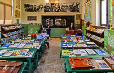 Σχολικό Μουσείο Βρυσιάς Φαρσάλων: μια ζωντανή τάξη του χθες