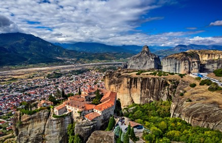 Monastery of Agios Stefanos: The “Hospitable” One