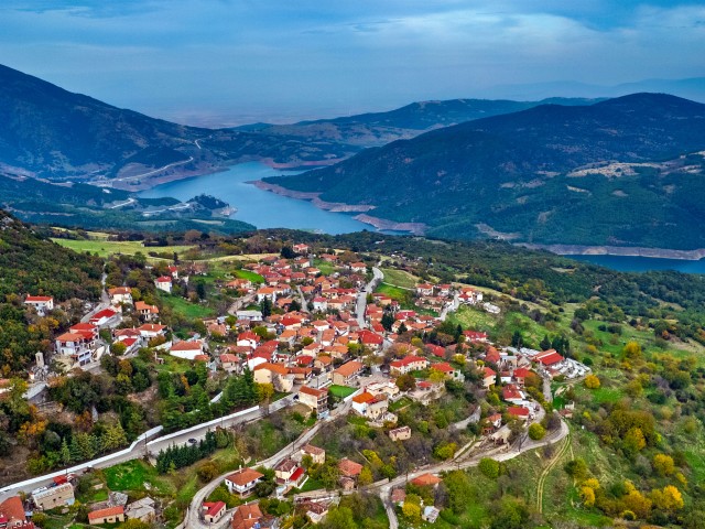 SOFADES - From the Plain to the Mountain