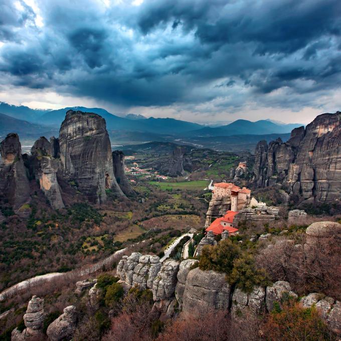 METEORA - Between Heaven and Earth